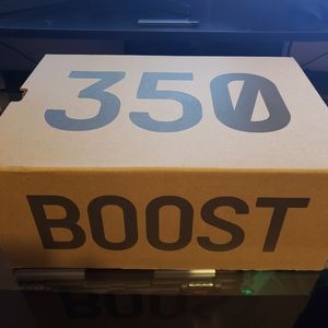 Yeezy boost 350 v2 yechei